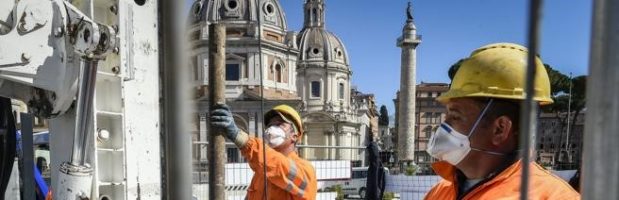 Coronavirus, operai edili a rischio «Da chiudere i cantieri insicuri»